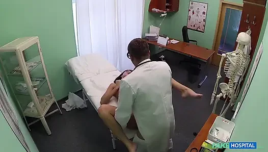 Fake Hospital - Brunette Penelope Cash Turns a Routine Hospital Visit Into a Voyeur Lesbian Uniform Work Pussy Licking Session