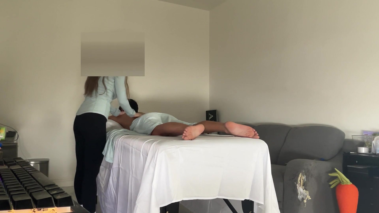 合法的乌克兰 RMT 让与亚洲怪物鸡巴第二次约会