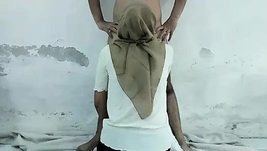 Hijab gamer malay pinay fuck with BF while play game