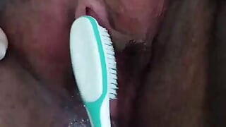 Tesing pussy