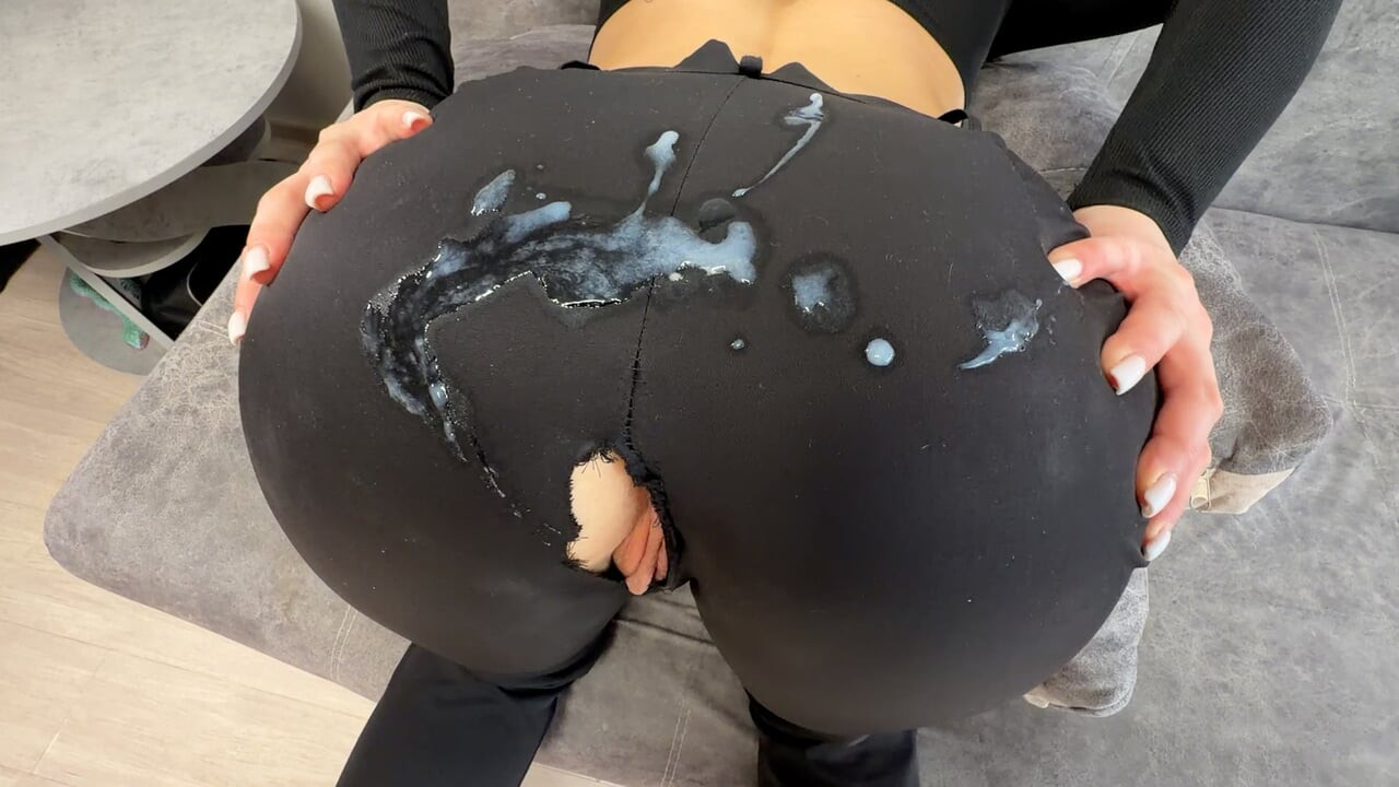 Ovo Ogromno Dupe Se Ne Uklapa u Ove Seksi Pantalone, Morao Sam Da Joj IseиEm Rupu Da Bih Jebao Njeno Veliko Dupe