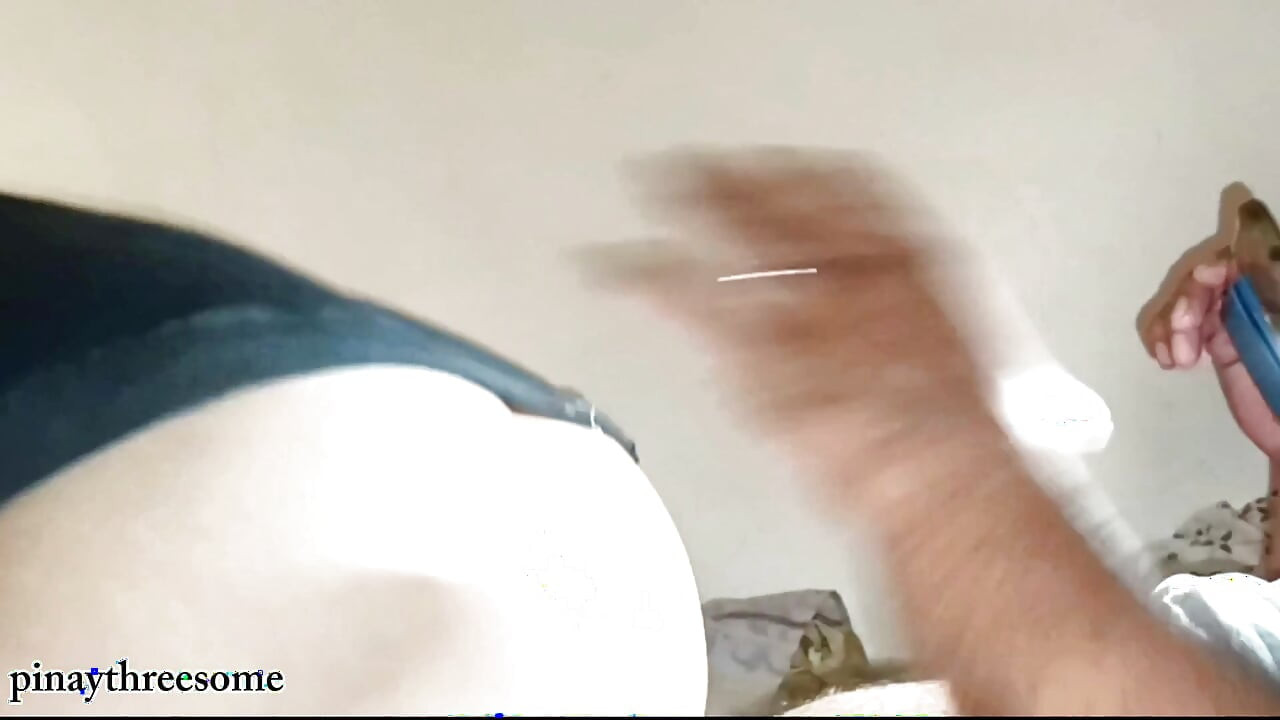 Asiática esposa infiel Marido filmando a la esposa cómo ella está bien en la mamada y montando