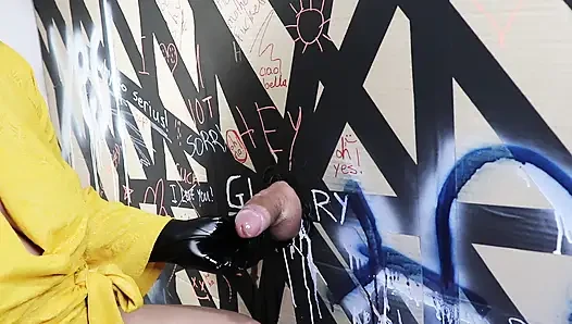 Ich lasse seine eier leer - gloryhole Edging