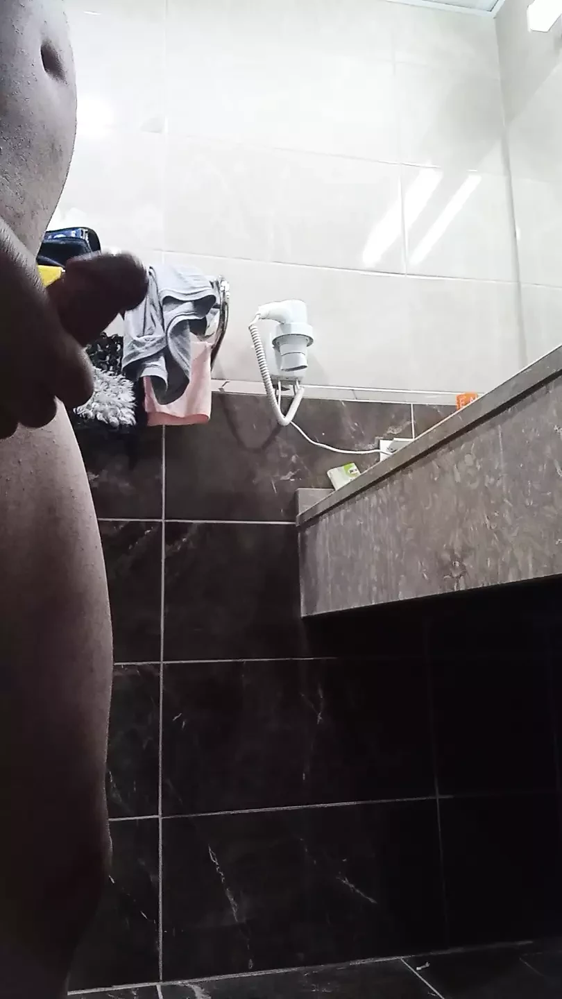 Éjaculation non-stop