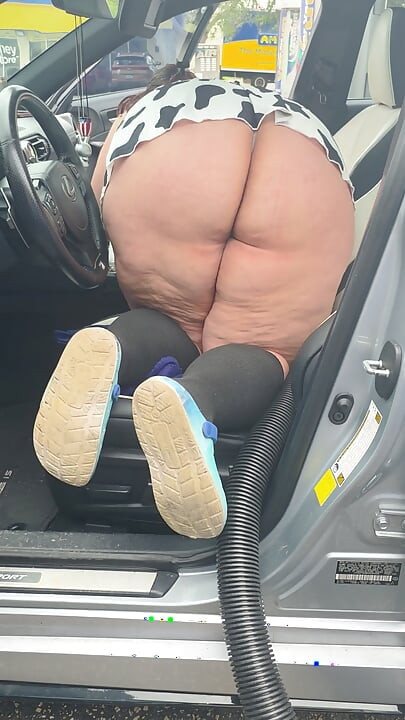 Así es como me visto para limpiar mi coche