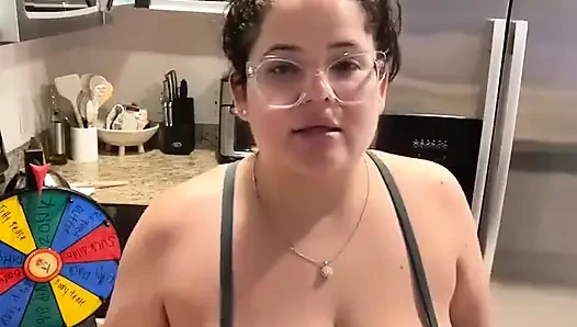 Dani Valentina ile canlı yayın
