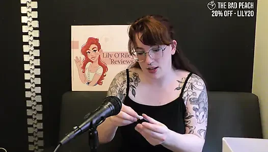 Ulasan NSFW tentang vibrator honey pistil jilat dari bad peach