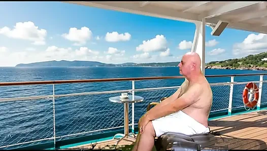 SEXBOOTFAHRT AUF DEM MEER MIT ADAMANDEVE UND LUPO
