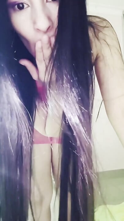 Vika sexting implora ficking até gozar enche cada respiração tremendo