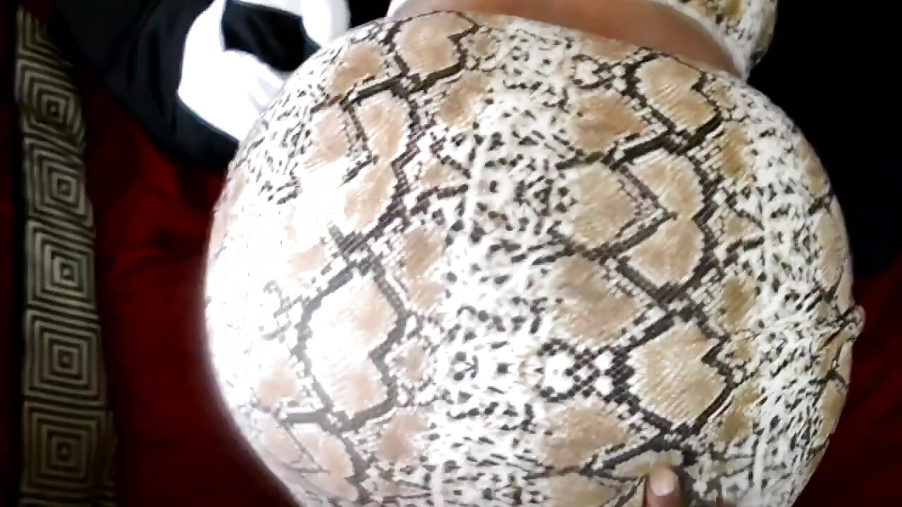 Dirty Diana Loves to Get Pumped in a Sexy Dress