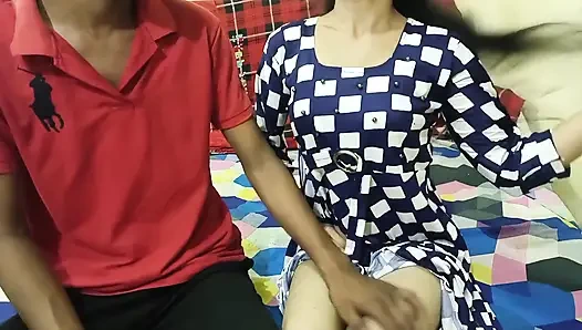 Desi Ladki Guse Me Ayi или Apane Chachi Ko Boli Muze Chodo Man Kar Raha Hai