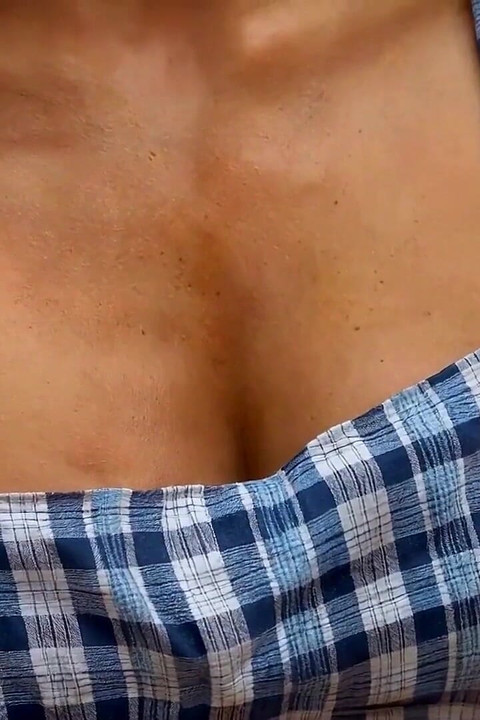 Eating Cum of Unknown Person in Public