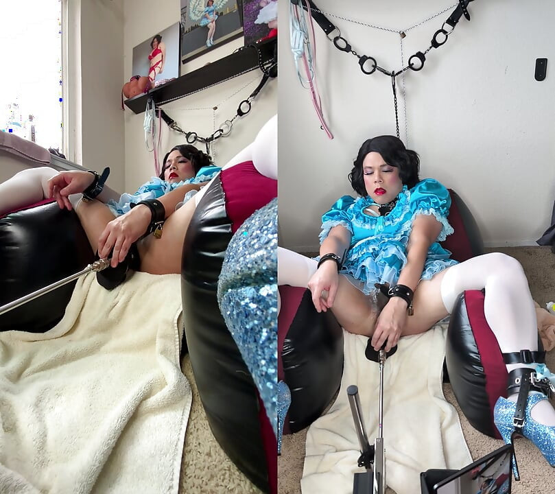 Sissy Candy en su silla inflable en auto esclavitud con su máquina de follar