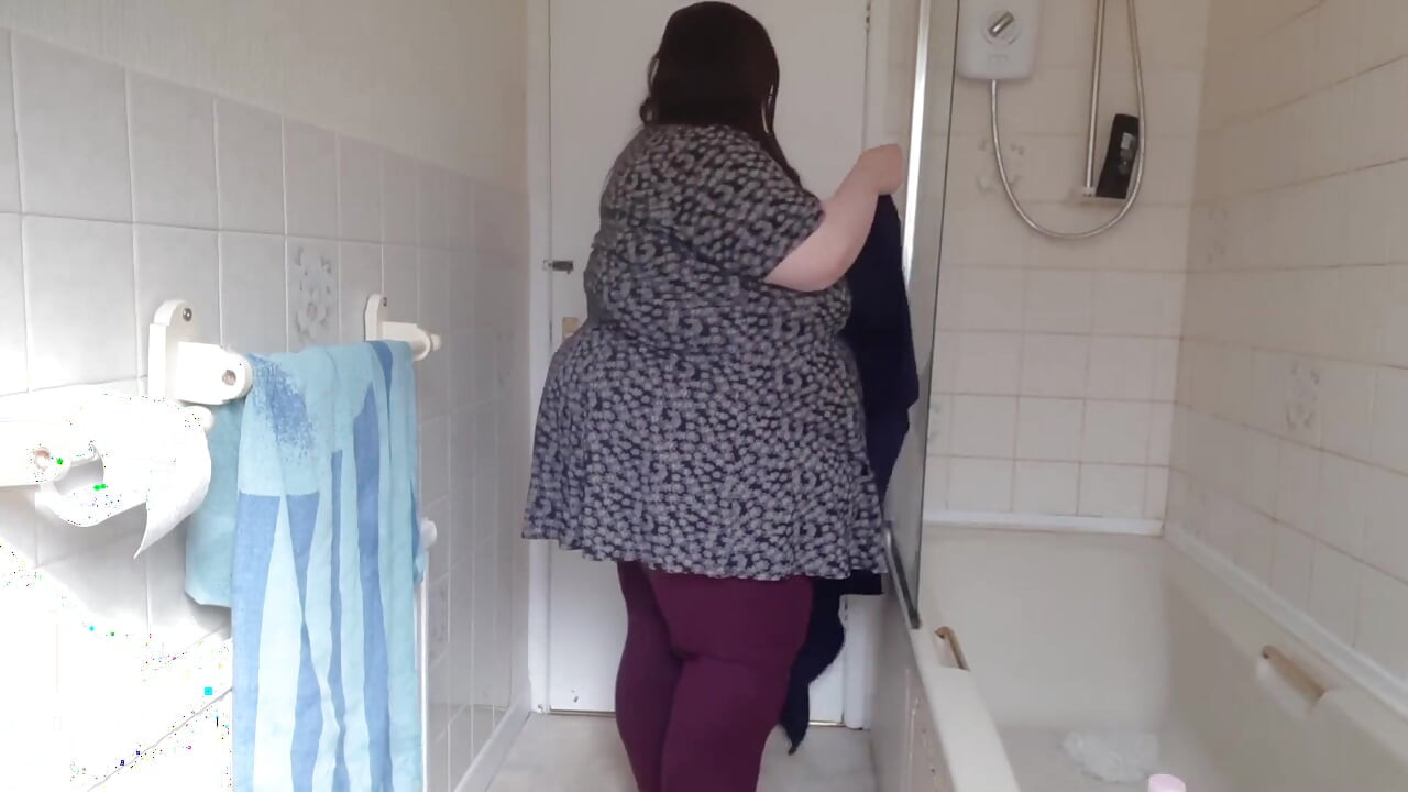 Ssbbw shower strip tease lets get naked