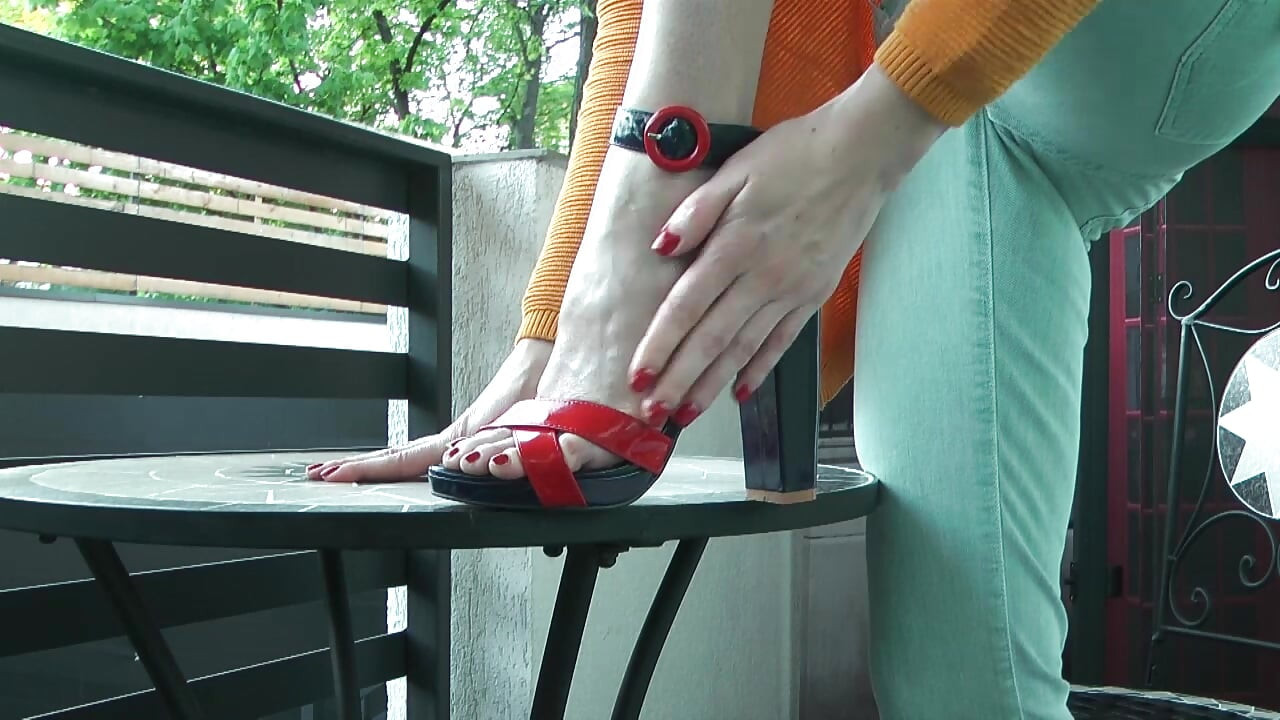 Foot Slave Training Pornstar