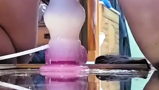 Edepsizce konuşan evli kadın görüntülü görüşmede üç kez fışkırtıyor