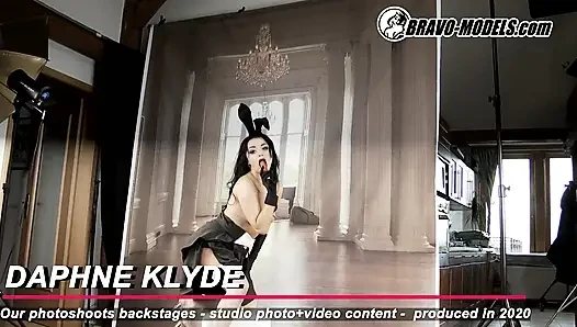 388-Backstage photoshoot Daphne Klyde - Adult