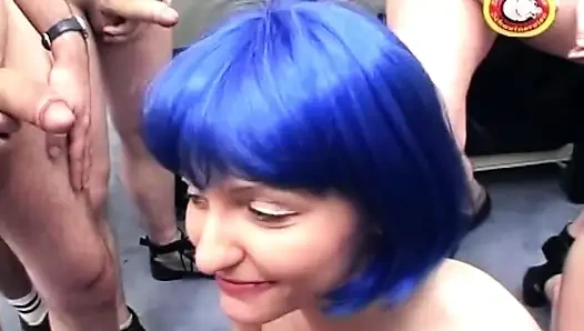 Blue Hair Babe Licks Pussy Then Shares Cock