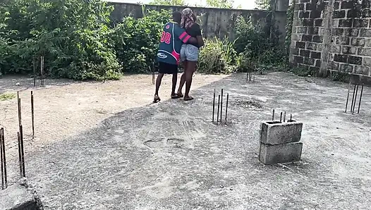 Трах На улице со смыслом, Tho