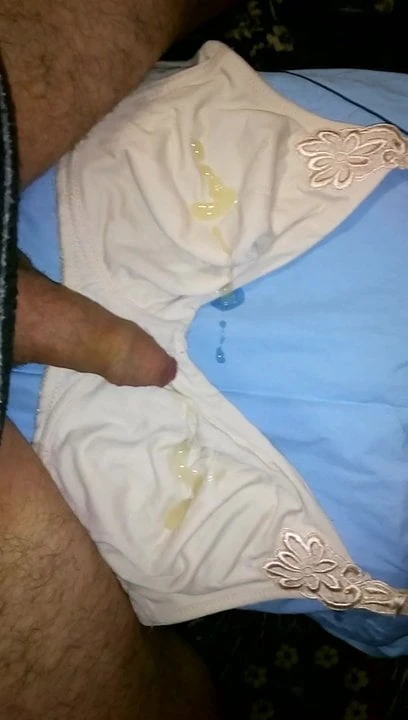 cum satin bra