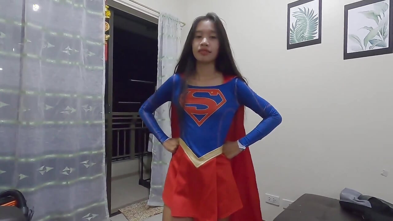 4K Supergirl