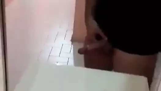 Kim sikilmek ister?