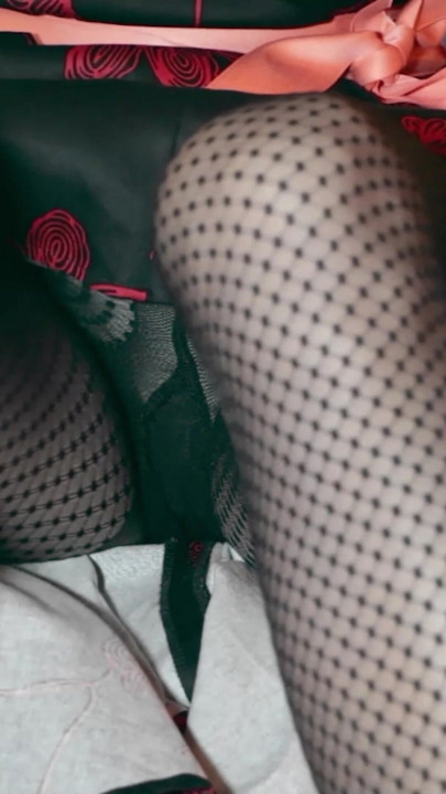 זו אני, ניקילקס! אני מחכה לך ב-xhamsterlive!