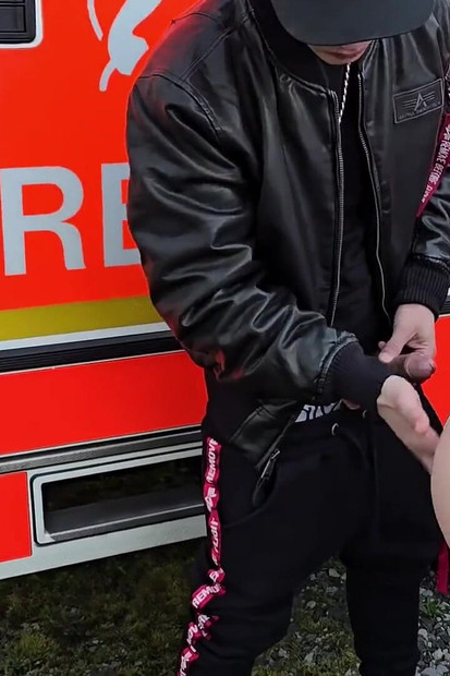 I Fucked My Gay Bitch Bareback in Public Parking Lot - Risky Outdoor Fuck