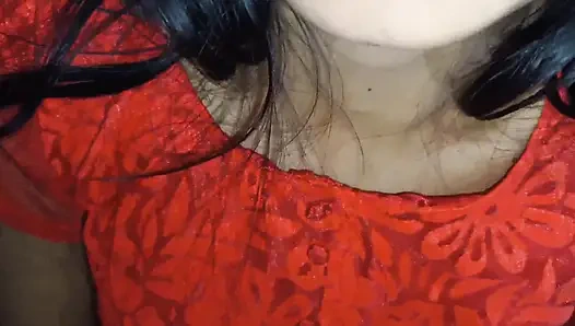 Dorf-muschi lecken, die sie mit sperma genießt