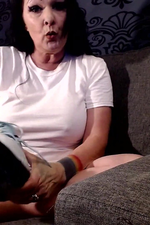 Miris patika i čarapa na treningu