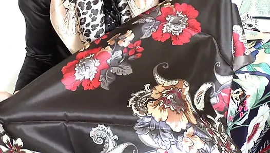 Satin-schal-tag! Komm über meinen satinschal, lady victoria valente