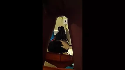 Amateur slut pissing and cumming at the same time