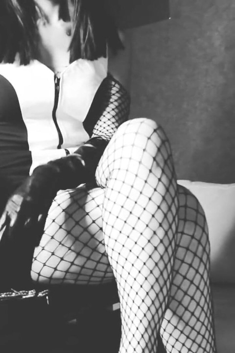 Foot fetish dominatrix hot black and white high heels goddess brunette MILF femdom bdsm kink