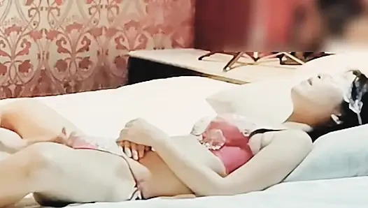 Semok dengan pakaian dalam merah muncrat dengan vibrator dan colok memek. Home made - fotografi pribadi amatir kawasaki jk