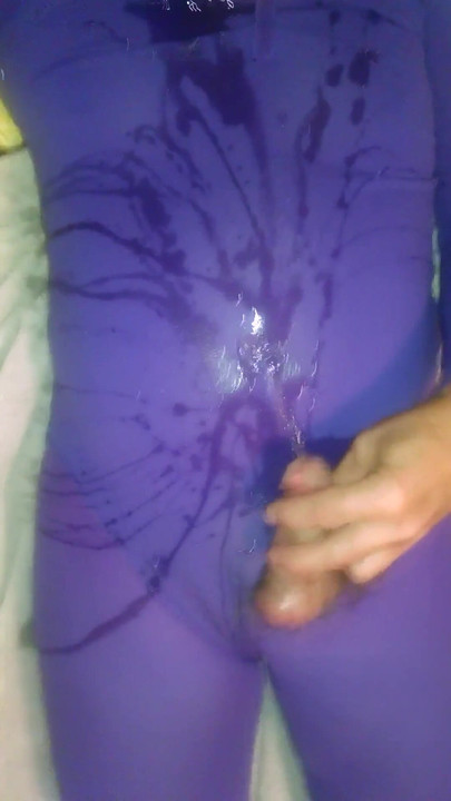 Must-see moment from "Piss all over my nylon pantyhose and leotard. Masturbate and cum."