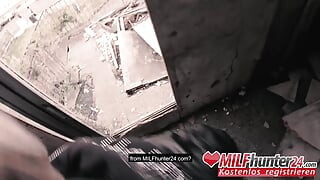 MILF hunter 24