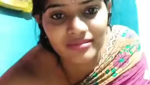 Mandi sambil bugil di rumah