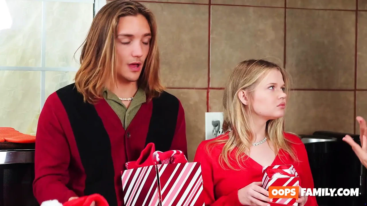 The family is prepared for a horny Christmas orgy. super torrid hard-core porn!