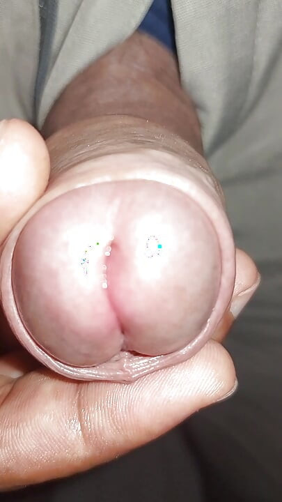 Girlfriend gives me fantastic handjob