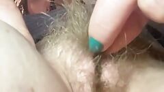 When Holding a Couple of Pubes Sends Me Absolutely Fucking Bonkers! This Is Why I’ll Never Shave!