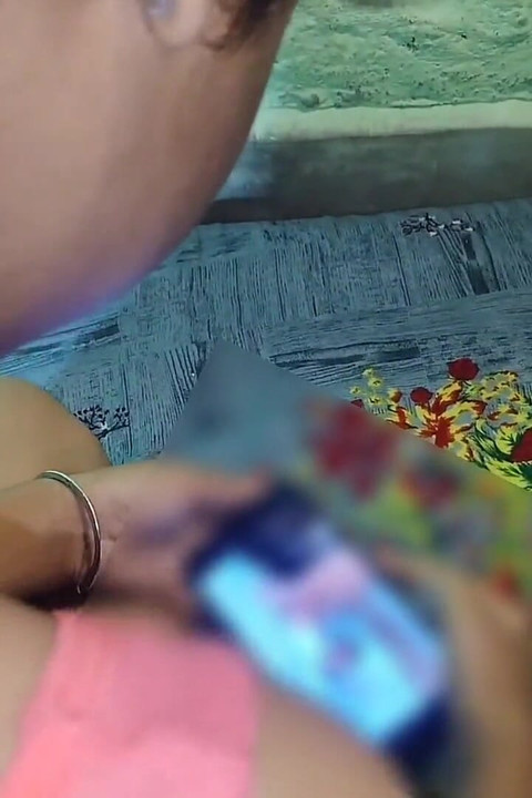 インドの義理の妹が義理の兄弟とセックスされる