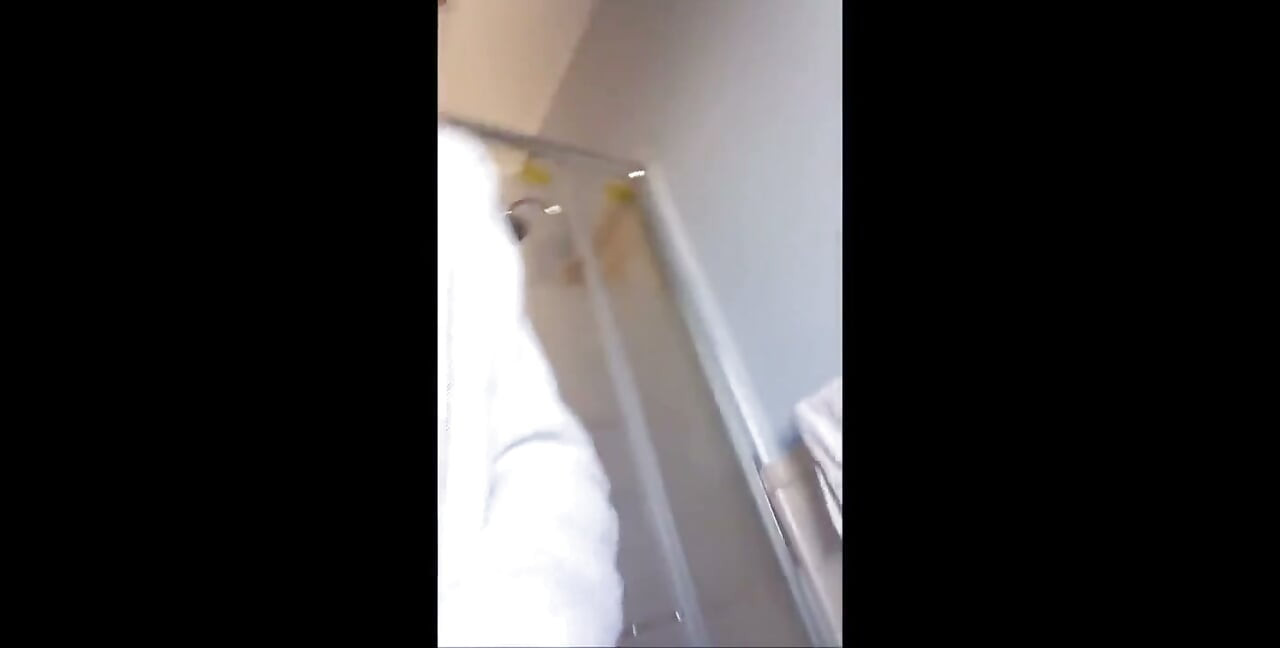 Ma culotte est toute mouillée... Tu sais pourquoi ? J’ai trouvé que j’aime la sodomie et maintenant ...