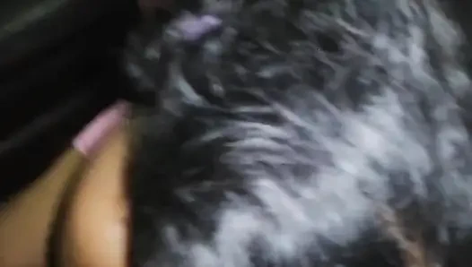 Der riesige schwanz des schwiegervaters hängt unter seinem sarom fÃ1/4r stieftochter rum