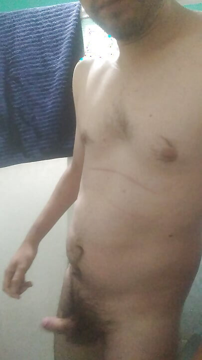 Tengok aku dalam bilik mandi