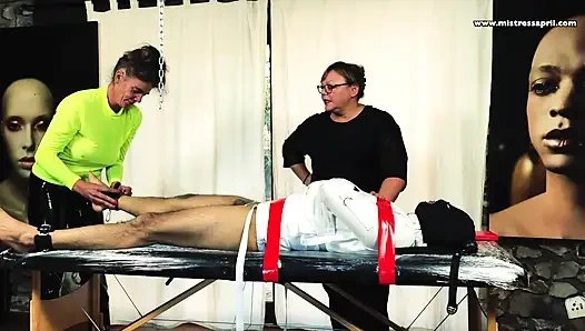 Домина госпожа April - исправи его вниз, Xhv