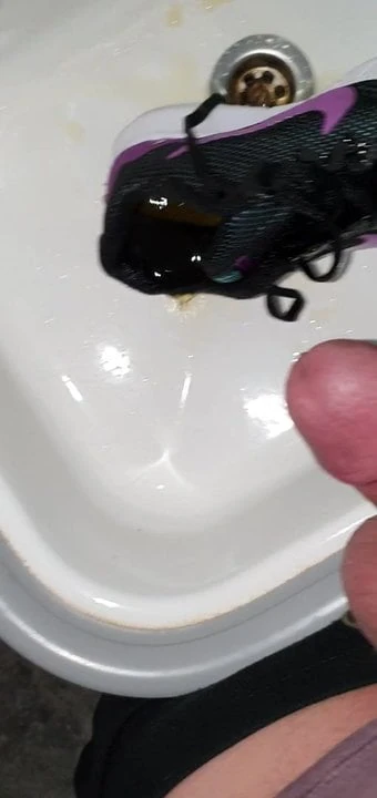 Pee in Nike shoe