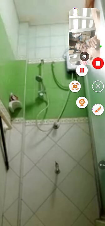 cum sampai dia mandi, kenikmatanku selalu dapat
