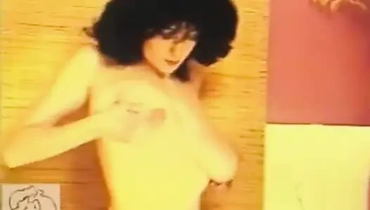 İngiltere'nin göğüsleri 1