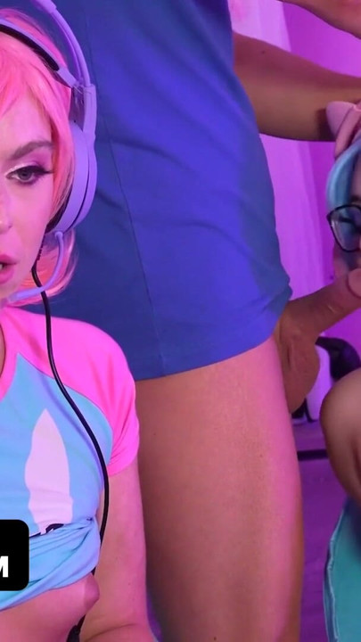 Compilación de chicas con pelo multicolor - jewelz blu, val steele, min galilea, leana lovings & madison summers | Clip 1
