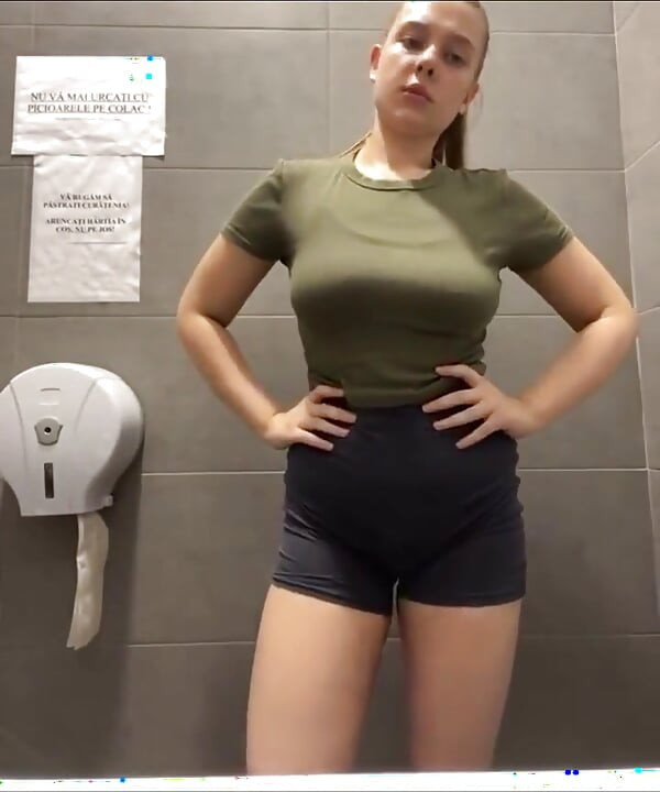 Crazy Squirting in Public